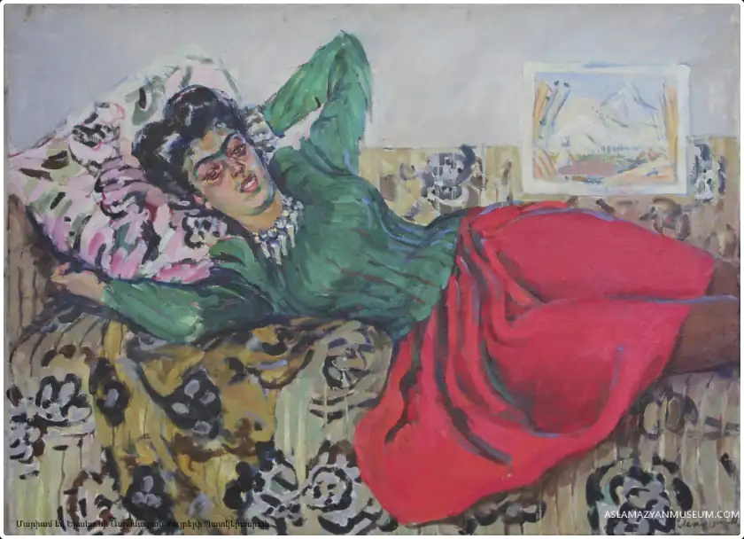 Лавиния на диване